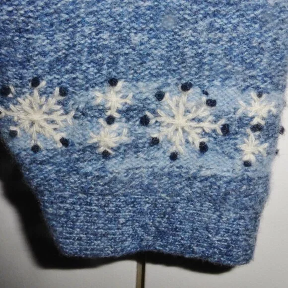 Vintage Woolrich 100% Lambs Wool Embroidered Sweater Indigo Heather Ski Deer LG - Picture 2 of 8